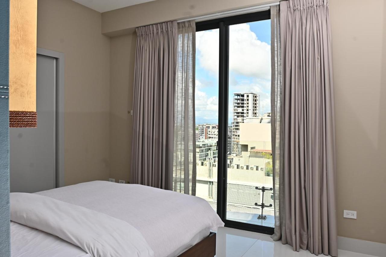 Piantini'S Skylight Apartment Santo Domingo Exterior photo