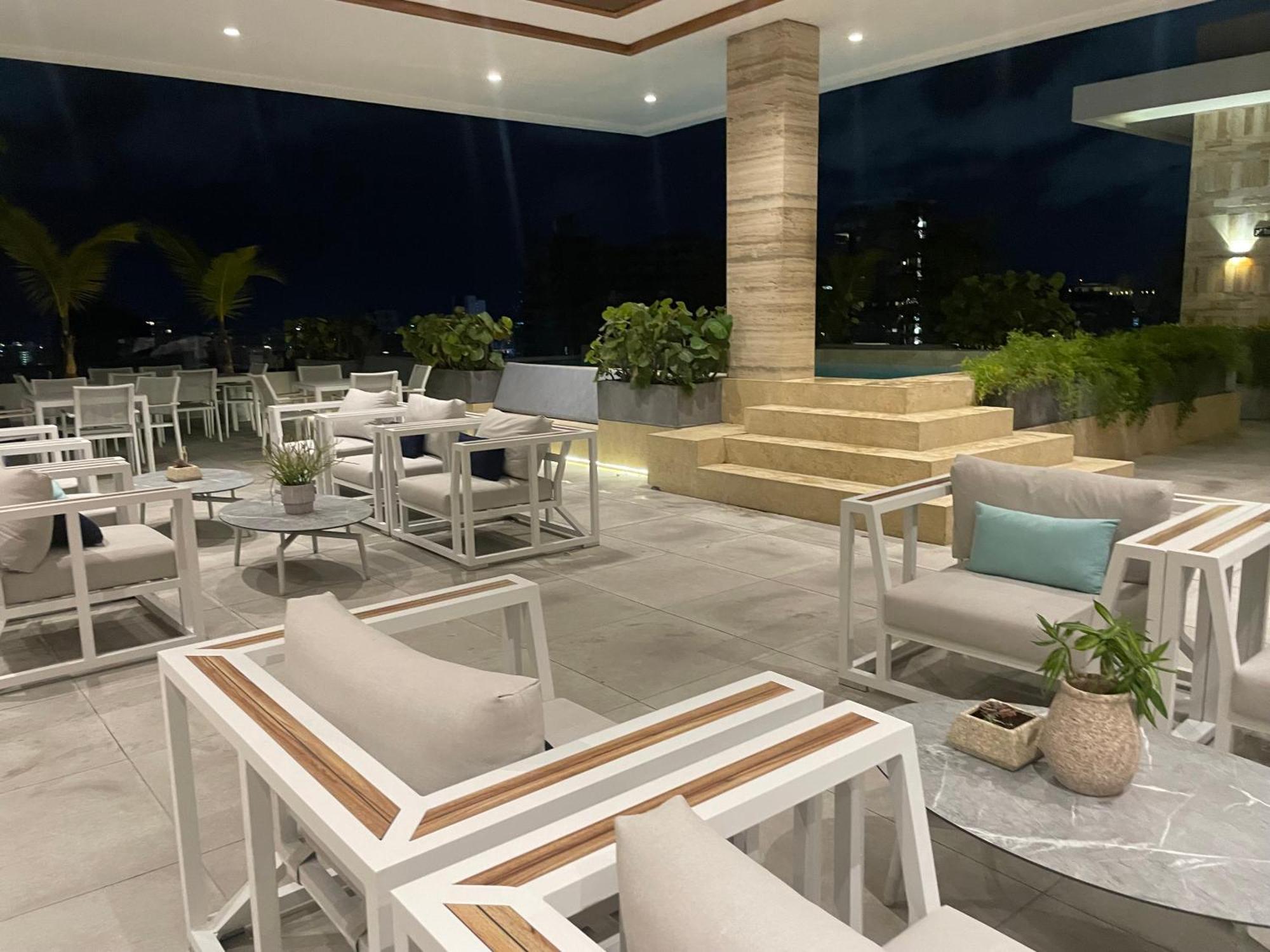 Piantini'S Skylight Apartment Santo Domingo Exterior photo